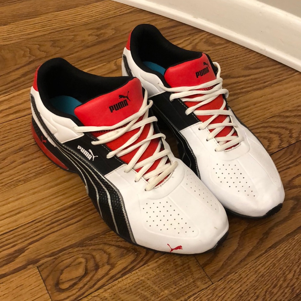 Puma Sneakers